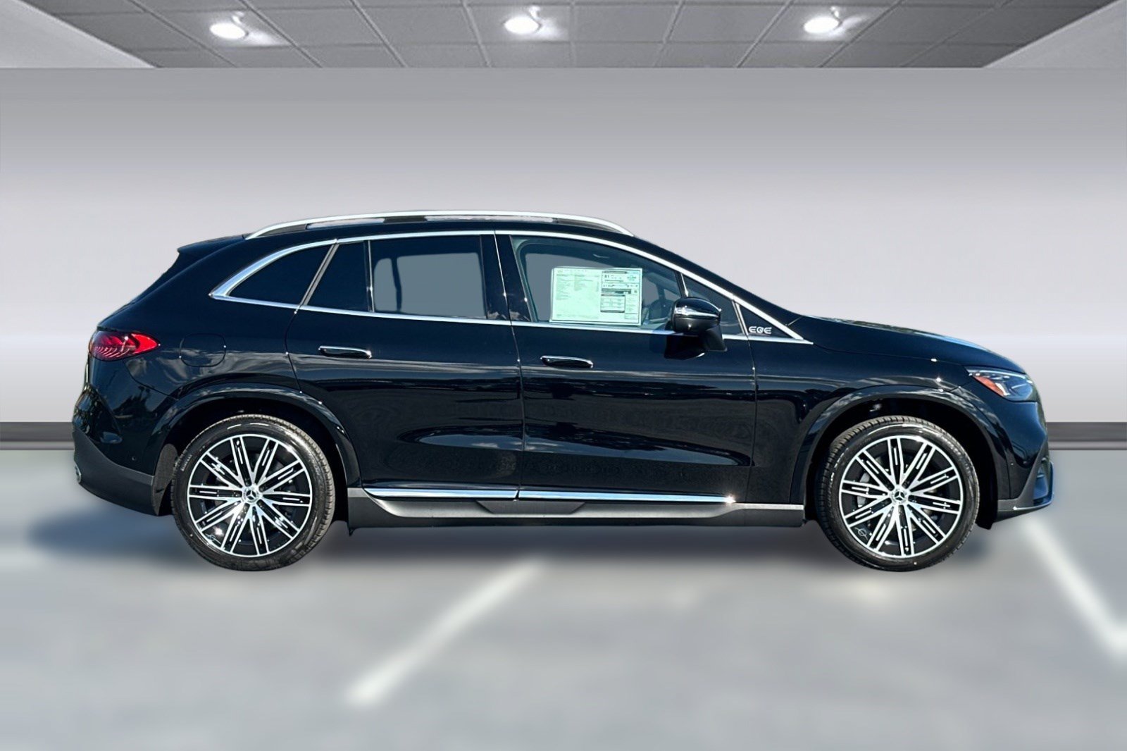 New 2026 Mercedes-Benz EQE 320 4MATIC SUV image 7
