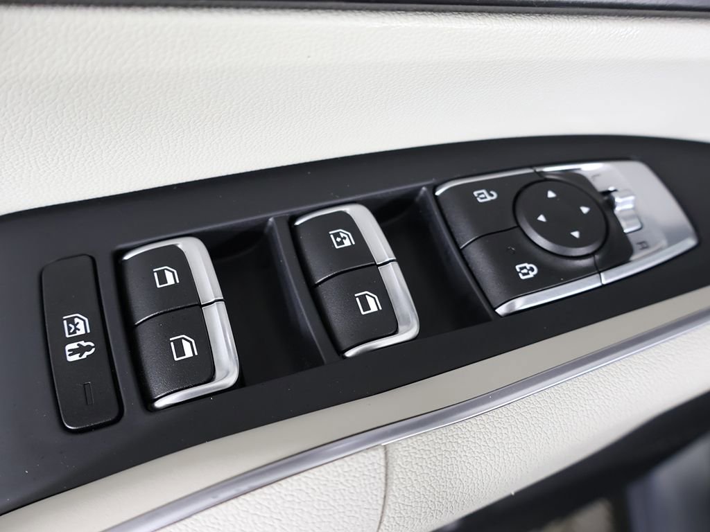 Used 2023 Kia Sorento S w/ Panoramic Sunroof Package FWD image 40