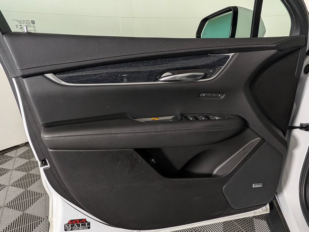 Used 2022 Cadillac XT5 Premium Luxury w/ Technology Package FWD image 24