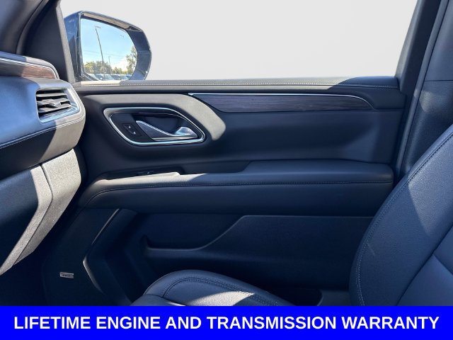 Used 2024 Chevrolet Tahoe LT w/ Luxury Package RWD image 23