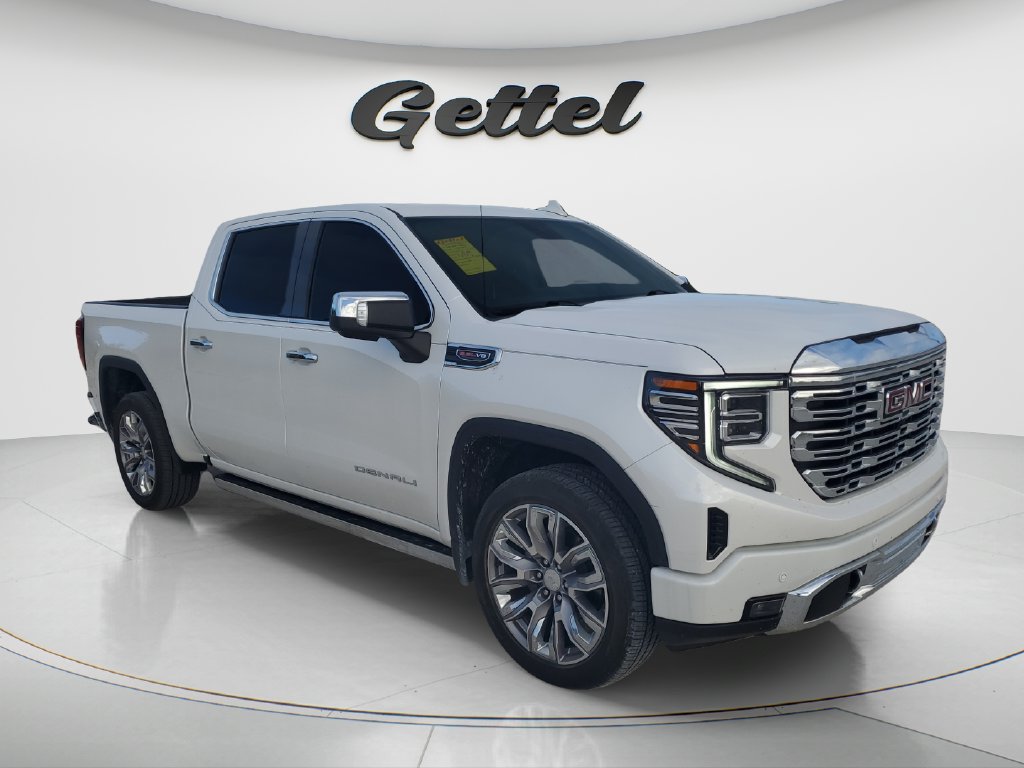 Used 2025 GMC Sierra 1500 Denali w/ Denali Reserve Package AWD/4WD image 3