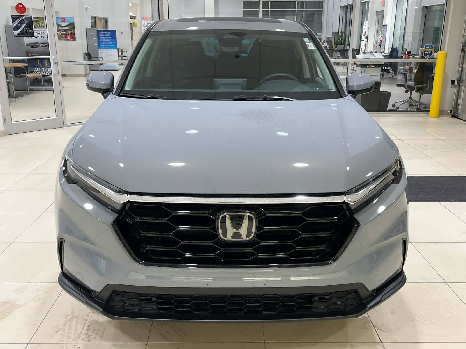 Used 2024 Honda CR-V EX image 2