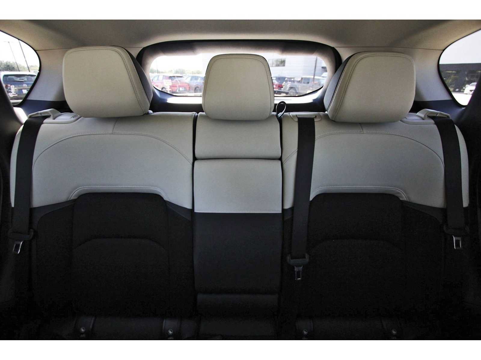 Certified 2026 MAZDA CX-5 Select AWD/4WD image 9
