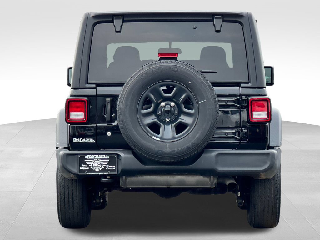 Used 2023 Jeep Wrangler Sport AWD/4WD image 6