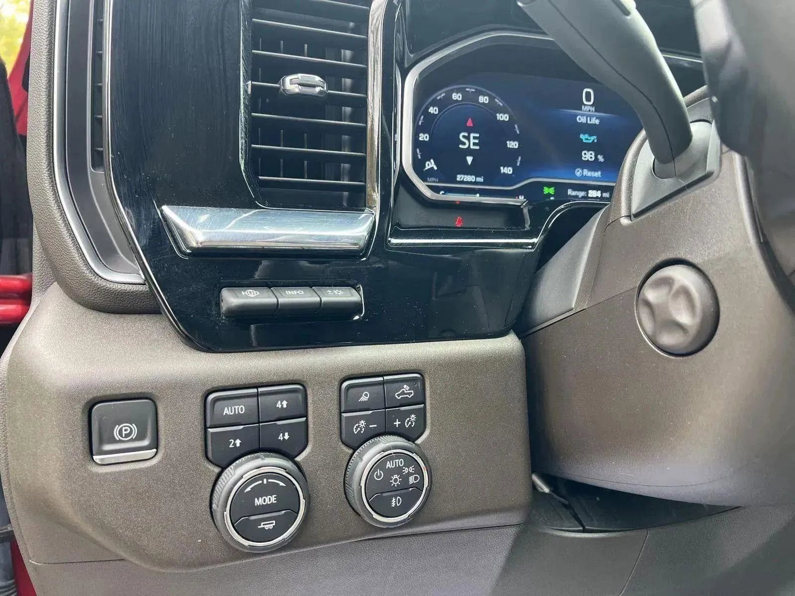 Used 2023 Chevrolet Silverado 1500 LTZ w/ Technology Package image 14