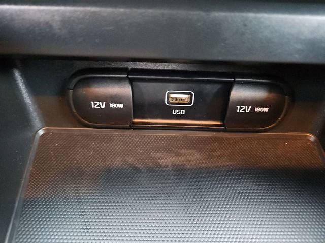 Used 2023 Kia Soul LX image 32