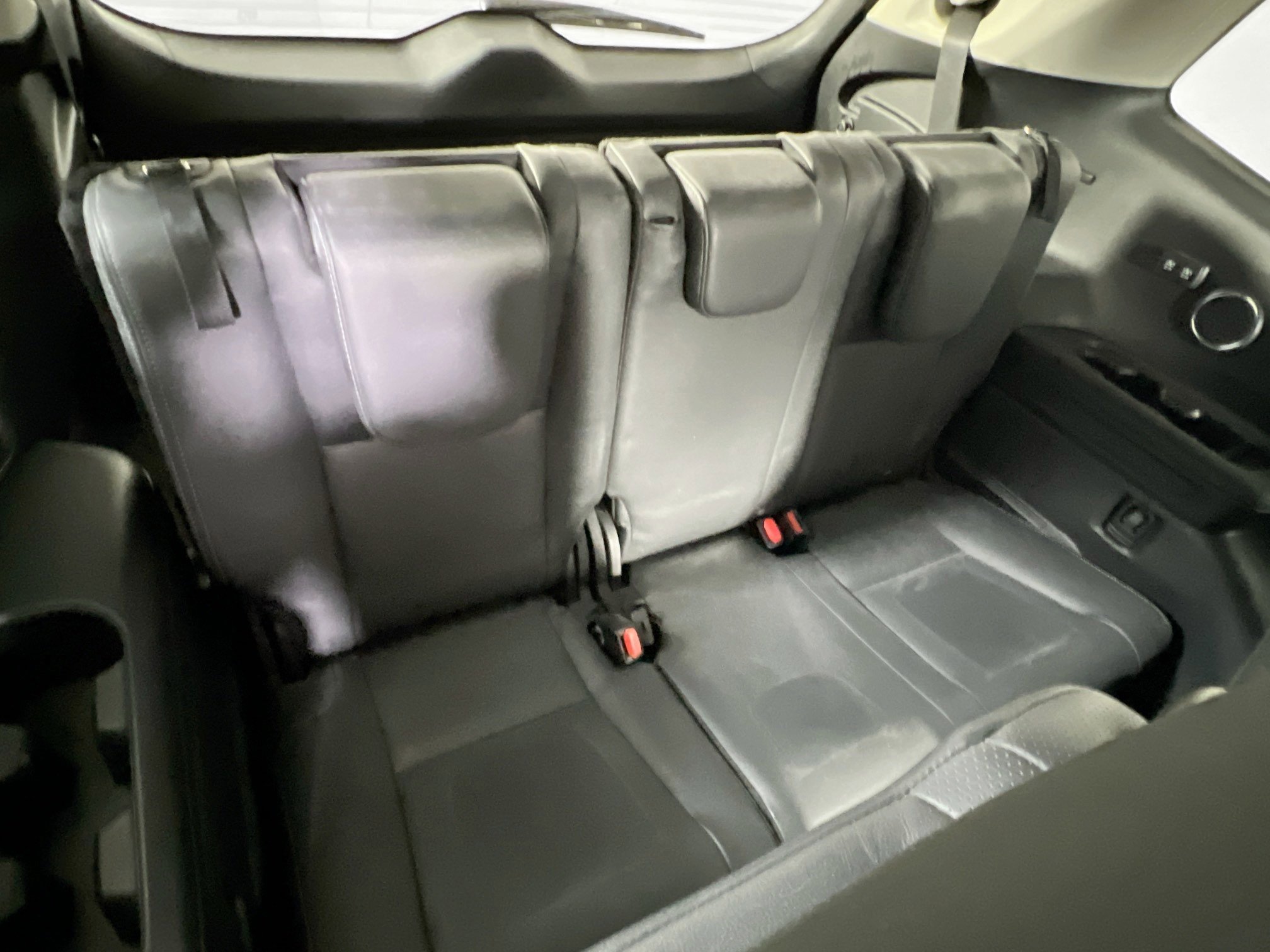 Used 2022 Subaru Ascent Limited w/ Technology Package image 27