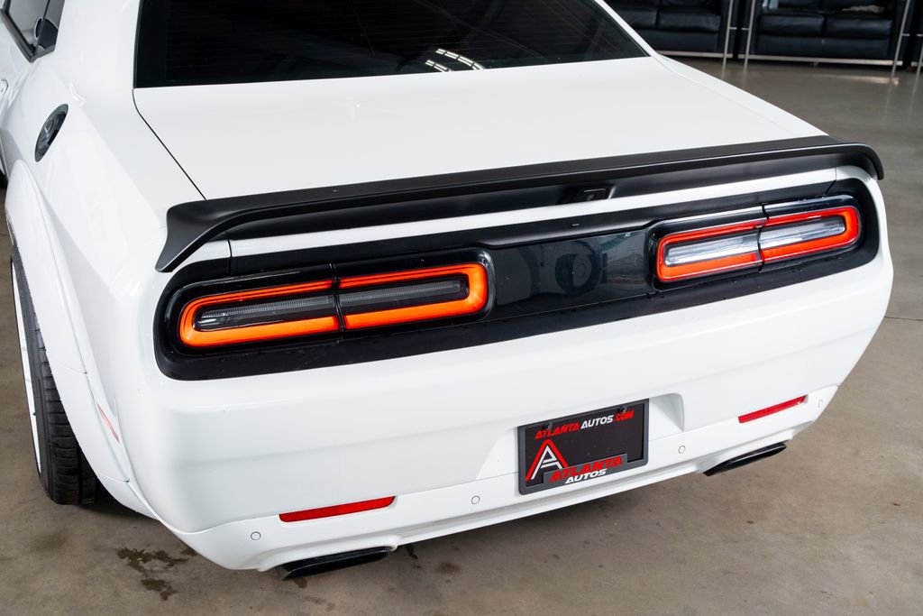 Used 2019 Dodge Challenger SRT Hellcat w/ Widebody Package RWD image 14