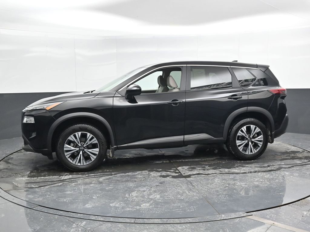 Used 2023 Nissan Rogue SV image 9