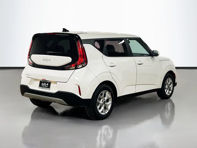 Certified 2025 Kia Soul LX image 6