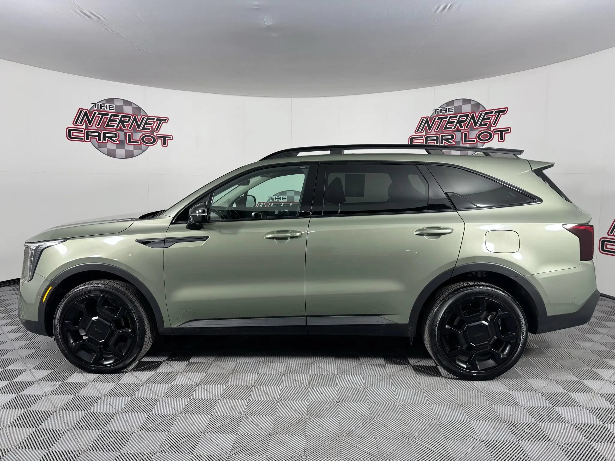 Used 2025 Kia Sorento SX AWD/4WD image 4