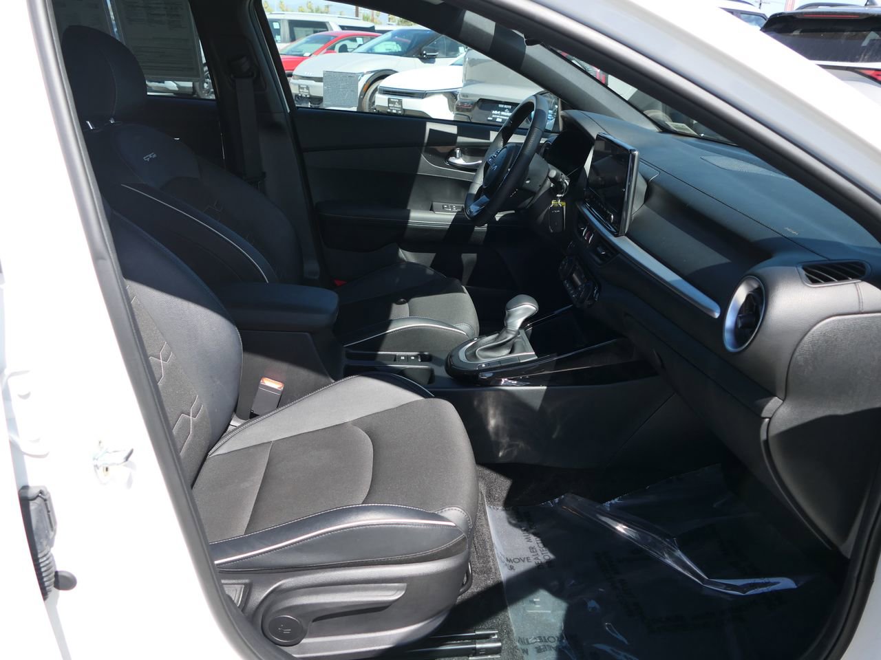 Used 2023 Kia Forte GT-Line w/ GT-Line Technology Package image 27