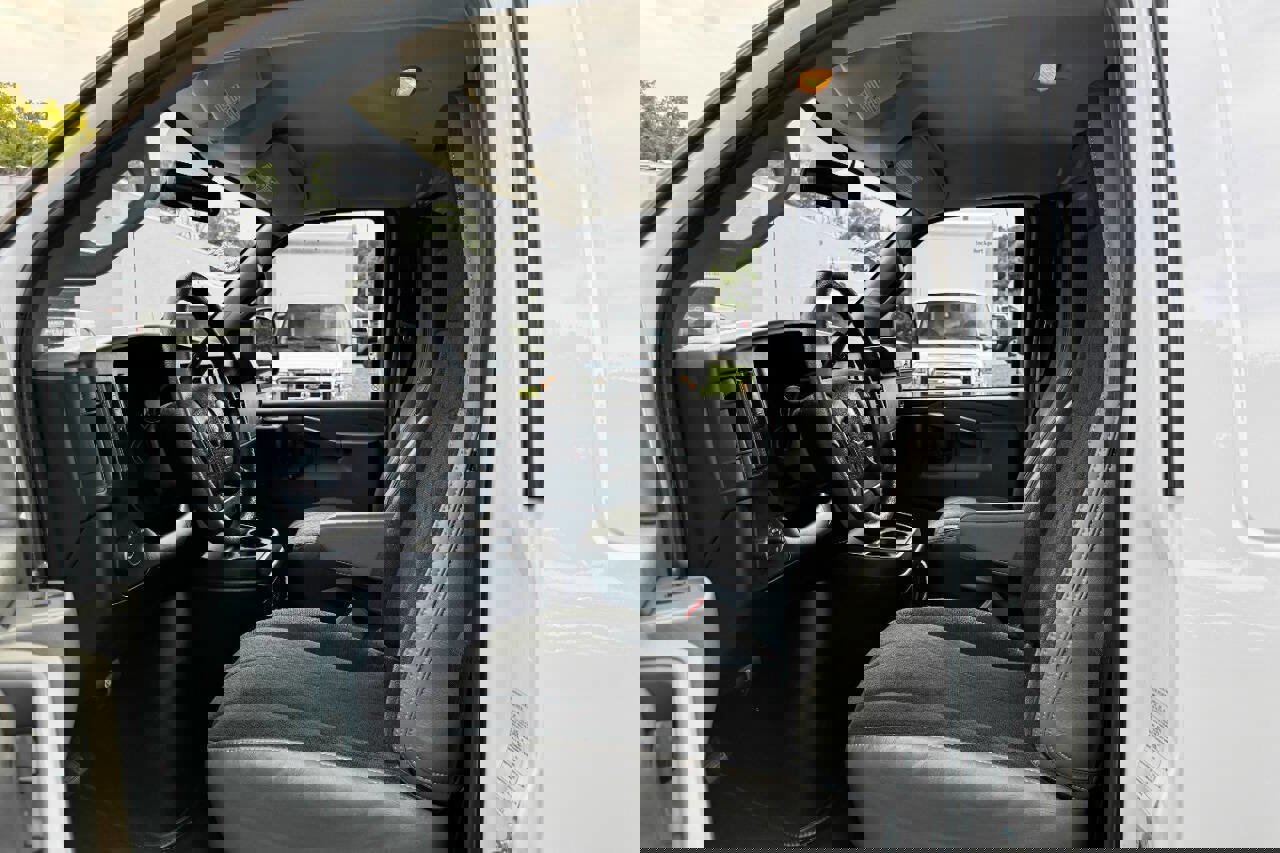 Used 2022 GMC Savana 2500 w/ Driver Convenience Package image 14