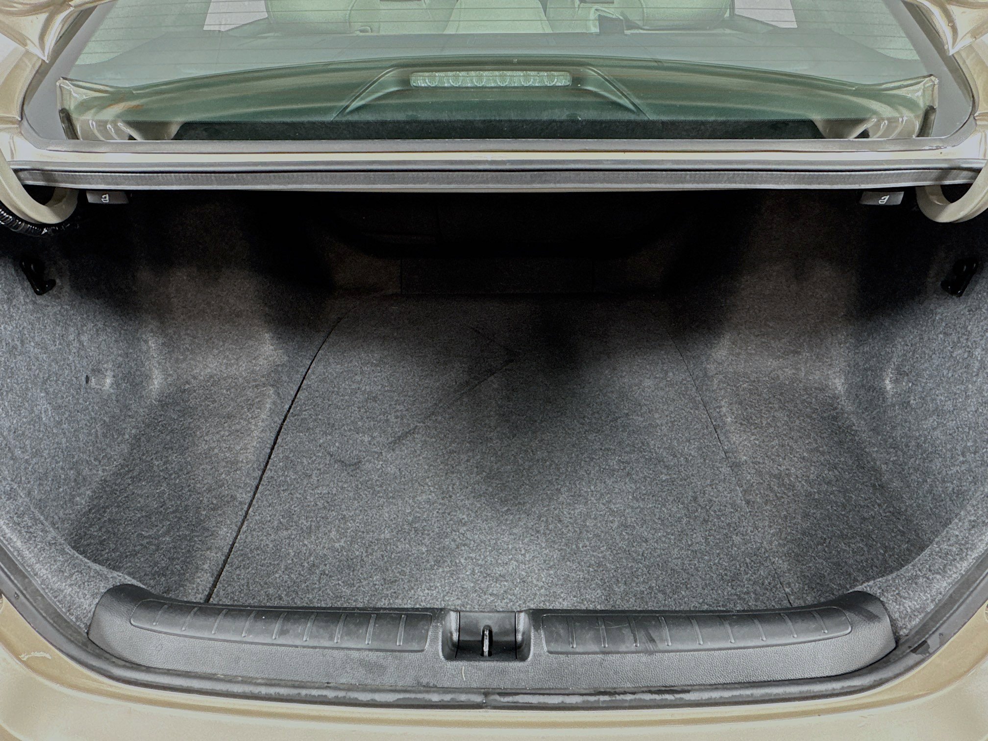 Certified 2018 Honda Accord Touring image 27