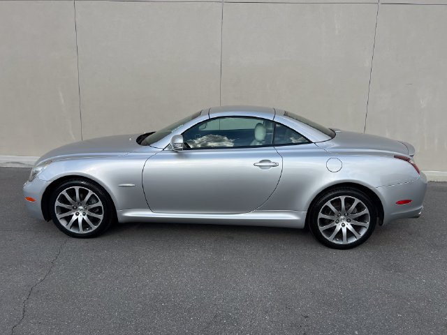 Used 2009 Lexus SC 430 Convertible RWD image 4