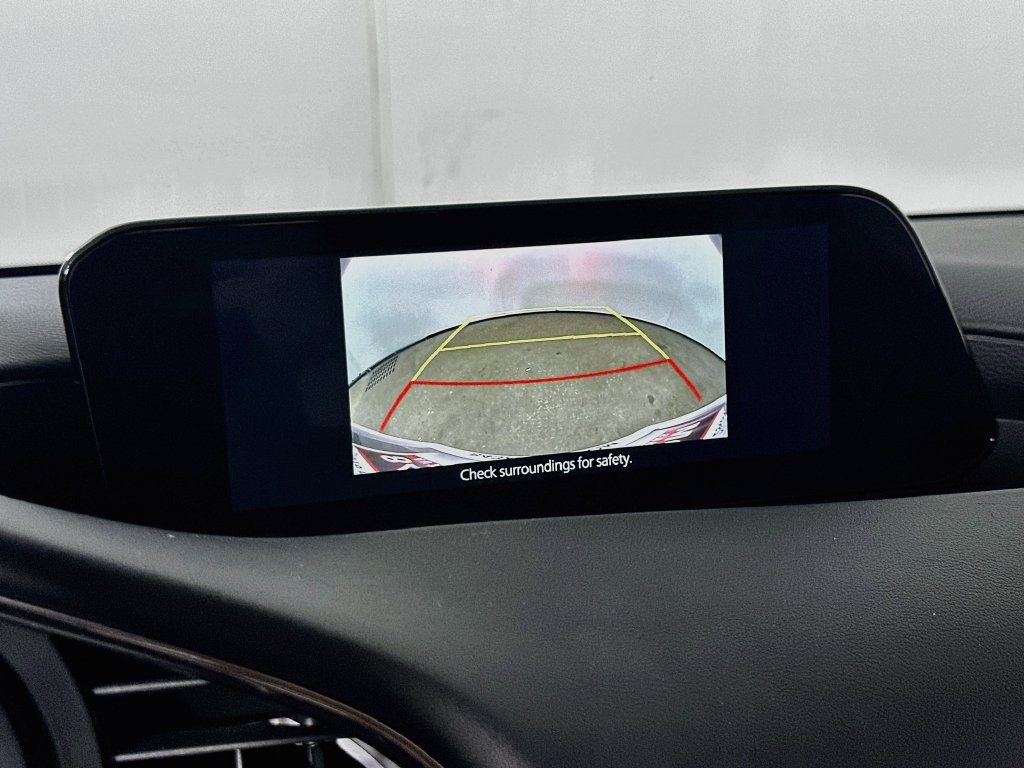 Used 2023 MAZDA MAZDA3 s FWD image 11