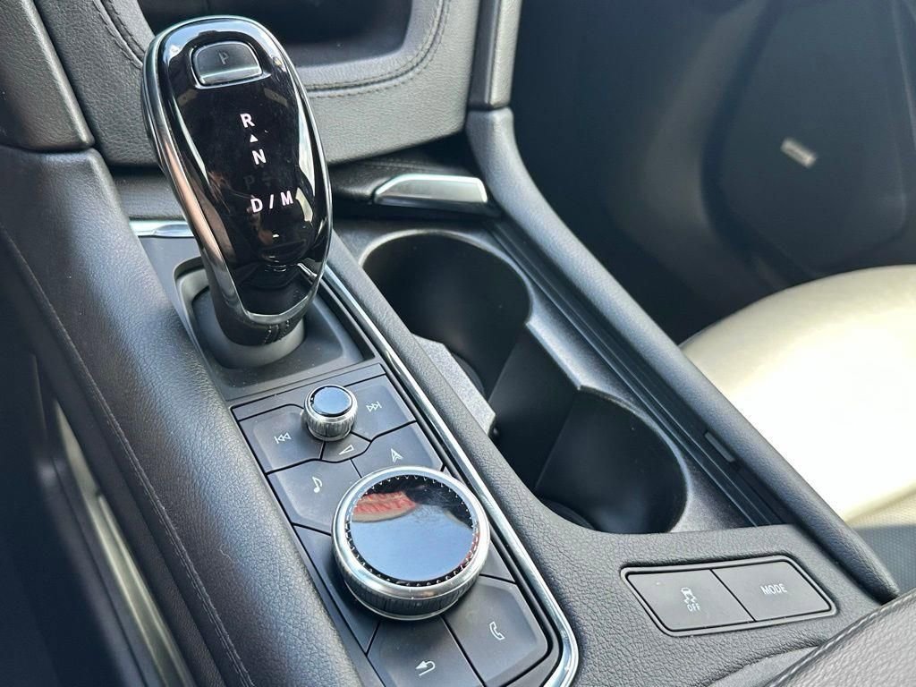 Used 2022 Cadillac XT5 Sportv w/ Technology Package image 22