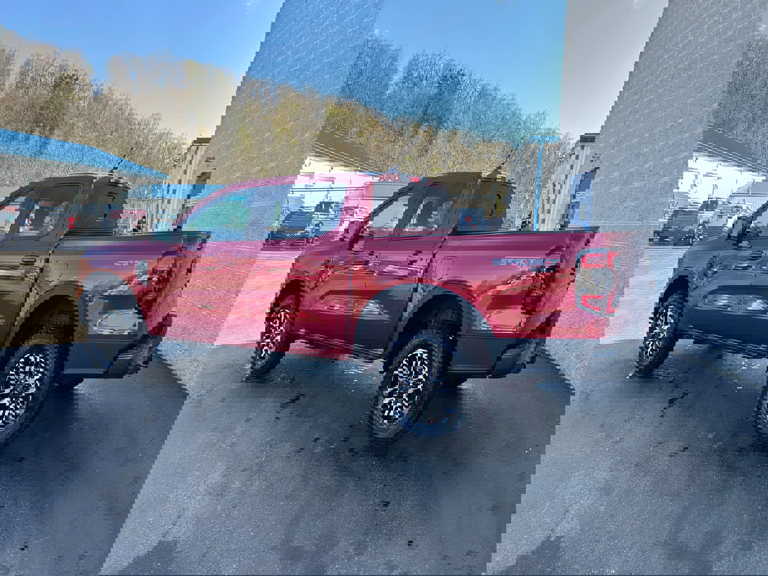 New 2026 Ford Ranger Lariat w/ Convenience Package image 8