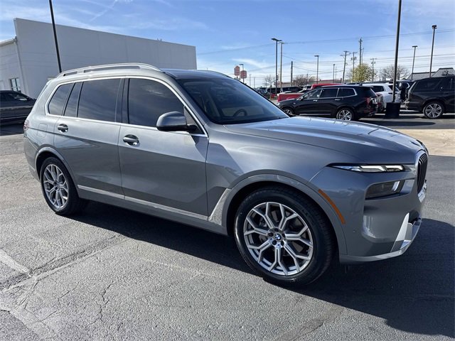 Used 2023 BMW X7 xDrive40i image 7