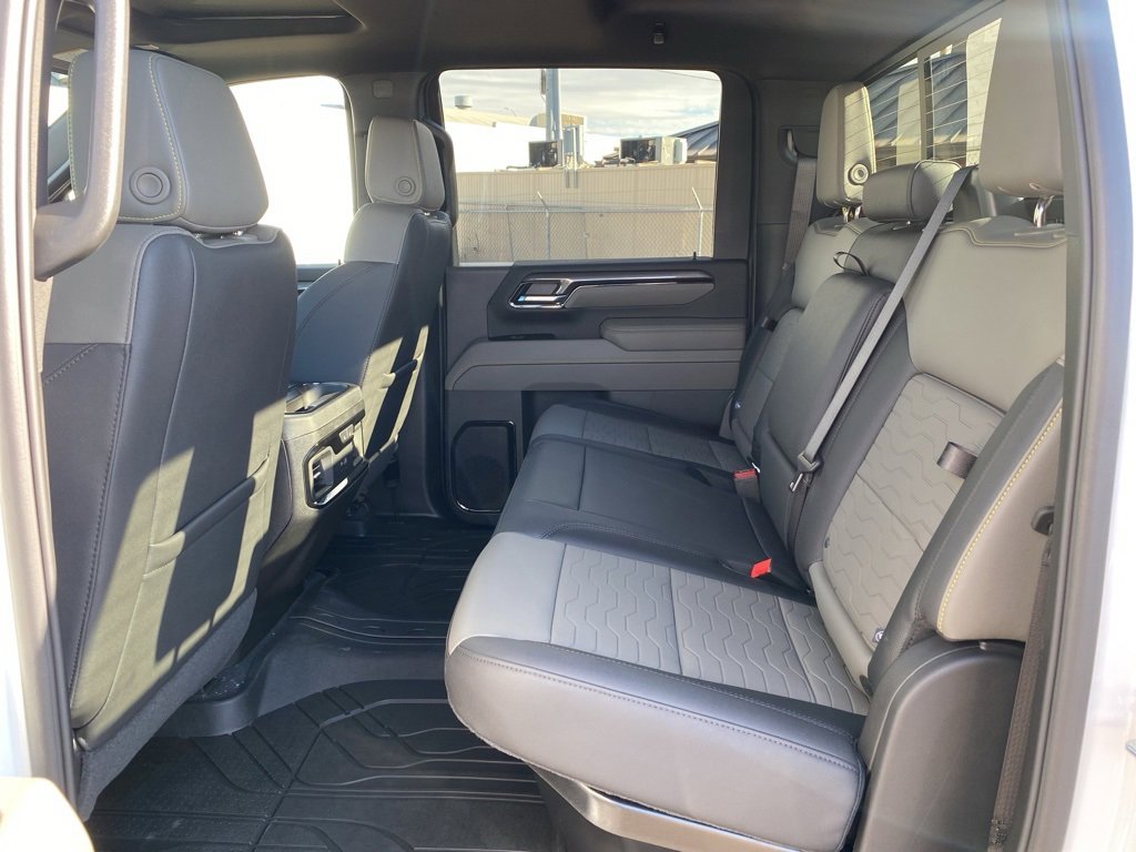 New 2026 Chevrolet Silverado 2500 ZR2 image 37