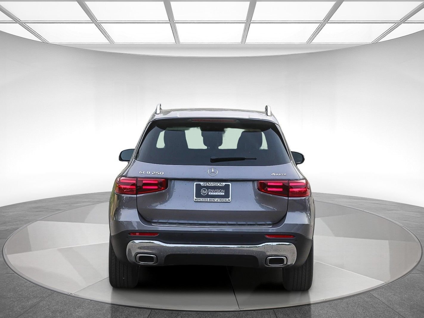 New 2026 Mercedes-Benz GLB 250 4MATIC image 4