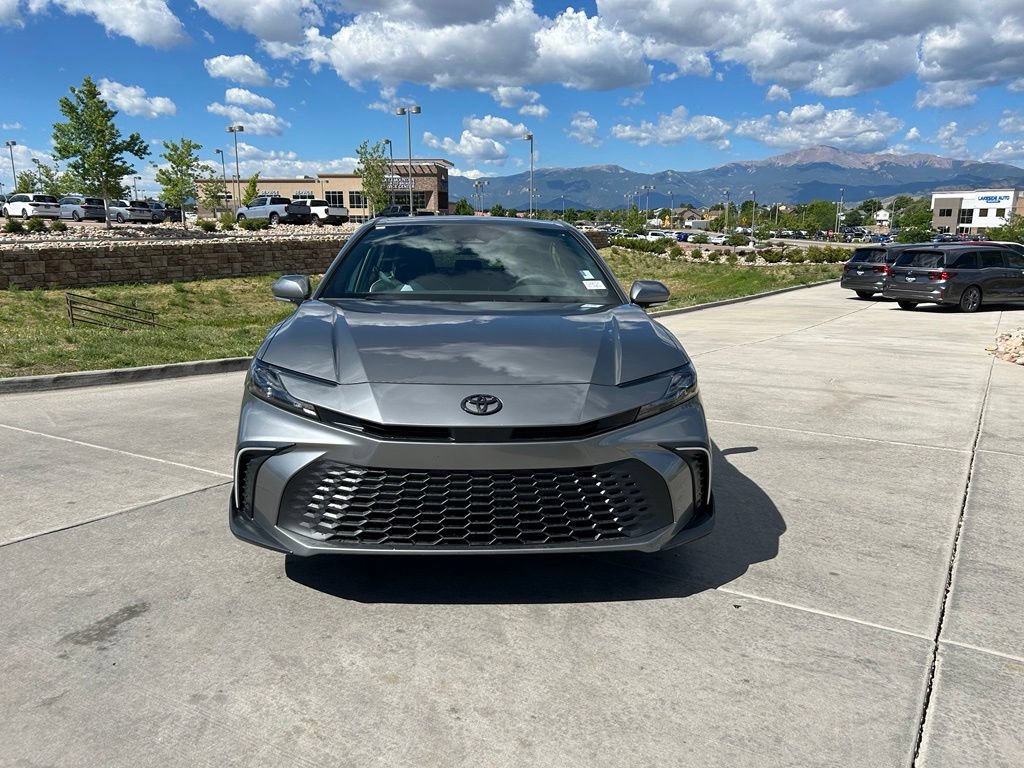 Used 2026 Toyota Camry SE FWD image 2