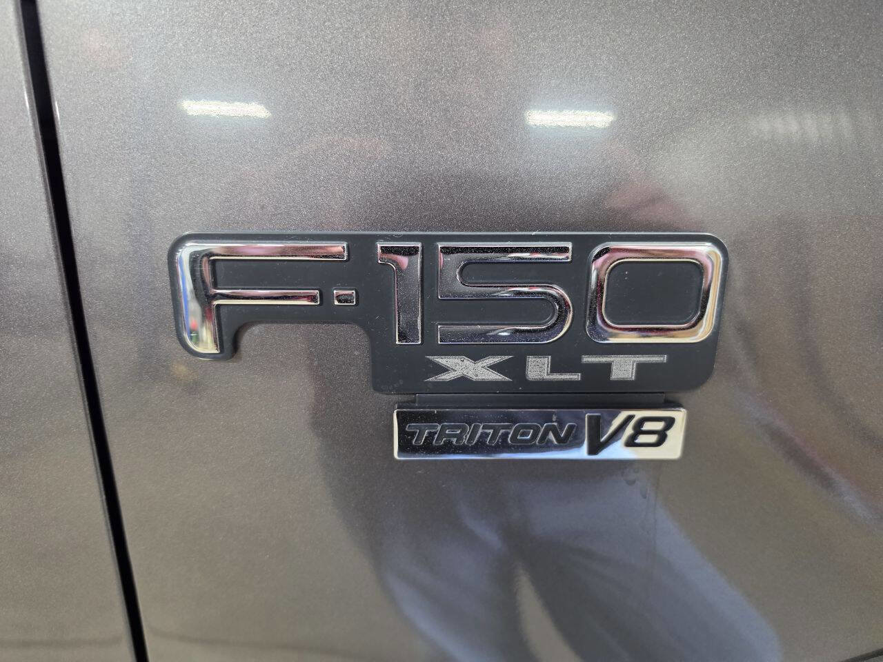 Used 2003 Ford F150 XLT AWD/4WD image 10