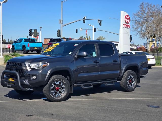 Used 2019 Toyota Tacoma TRD Off-Road image 11