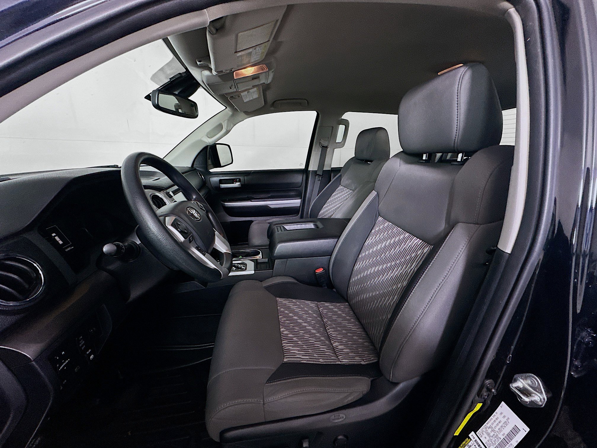 Used 2018 Toyota Tundra SR5 w/ SR5 Upgrade Package image 13