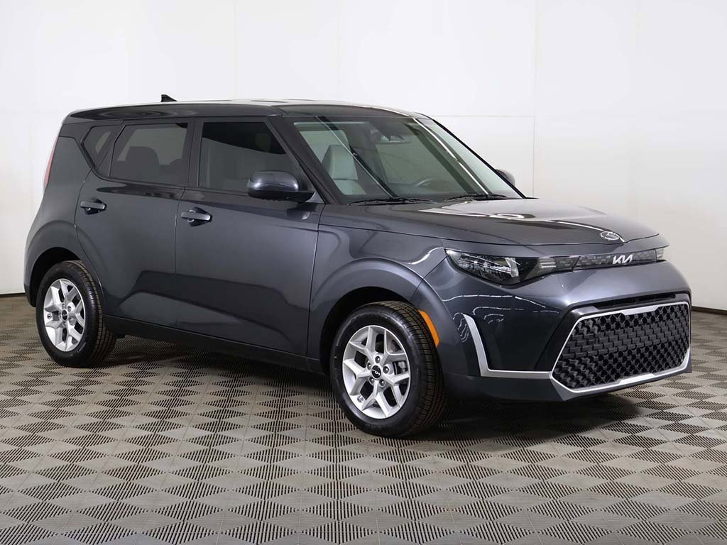 Used 2025 Kia Soul LX w/ LX Technology Package image 48