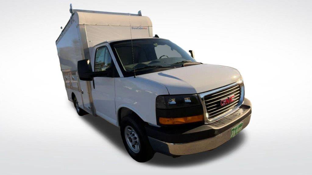 New 2025 GMC Savana 3500 w/ Power Convenience Package RWD image 3