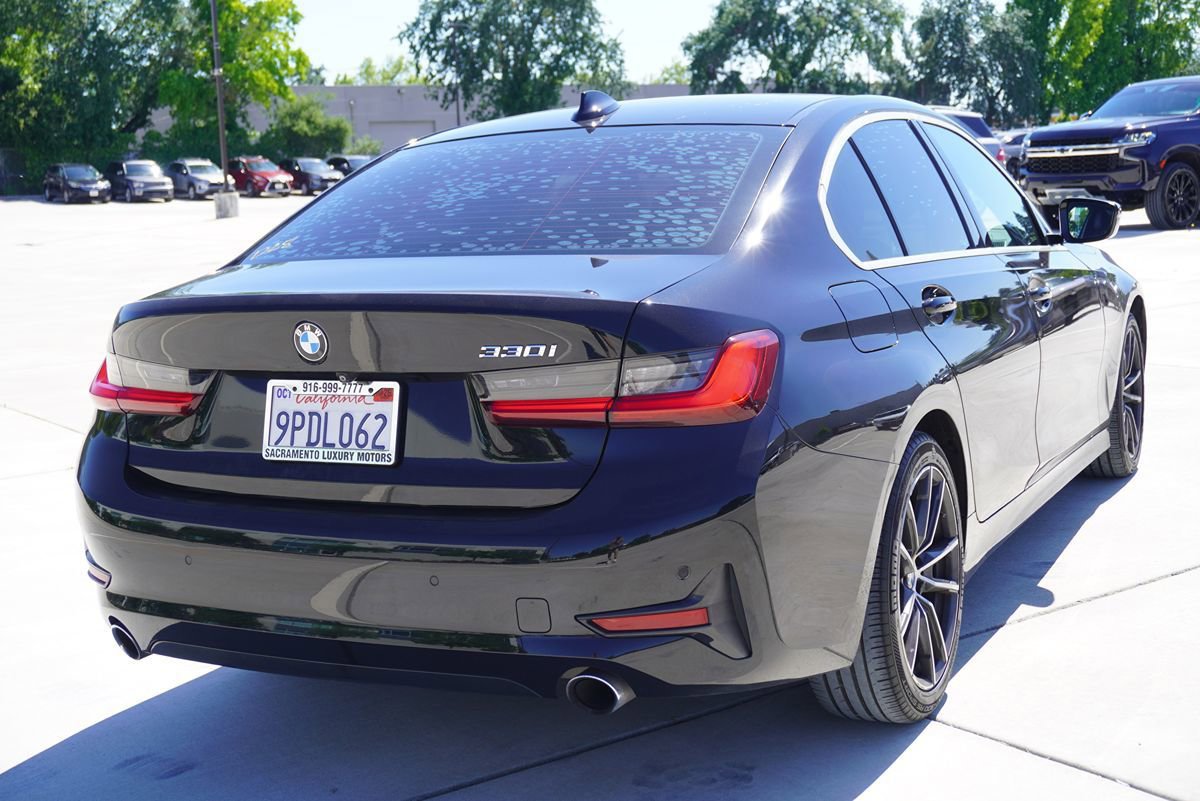 Used 2021 BMW 330i Sedan RWD image 9