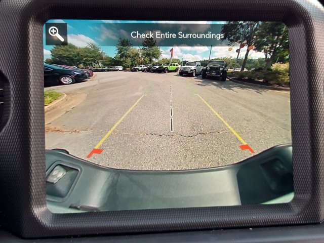 Used 2022 Jeep Gladiator Overland w/ Popular Equipment Package AWD/4WD image 17