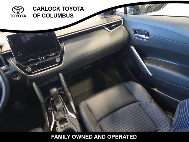 Used 2023 Toyota Corolla Cross AWD Hybrid w/ Convenience Package image 19