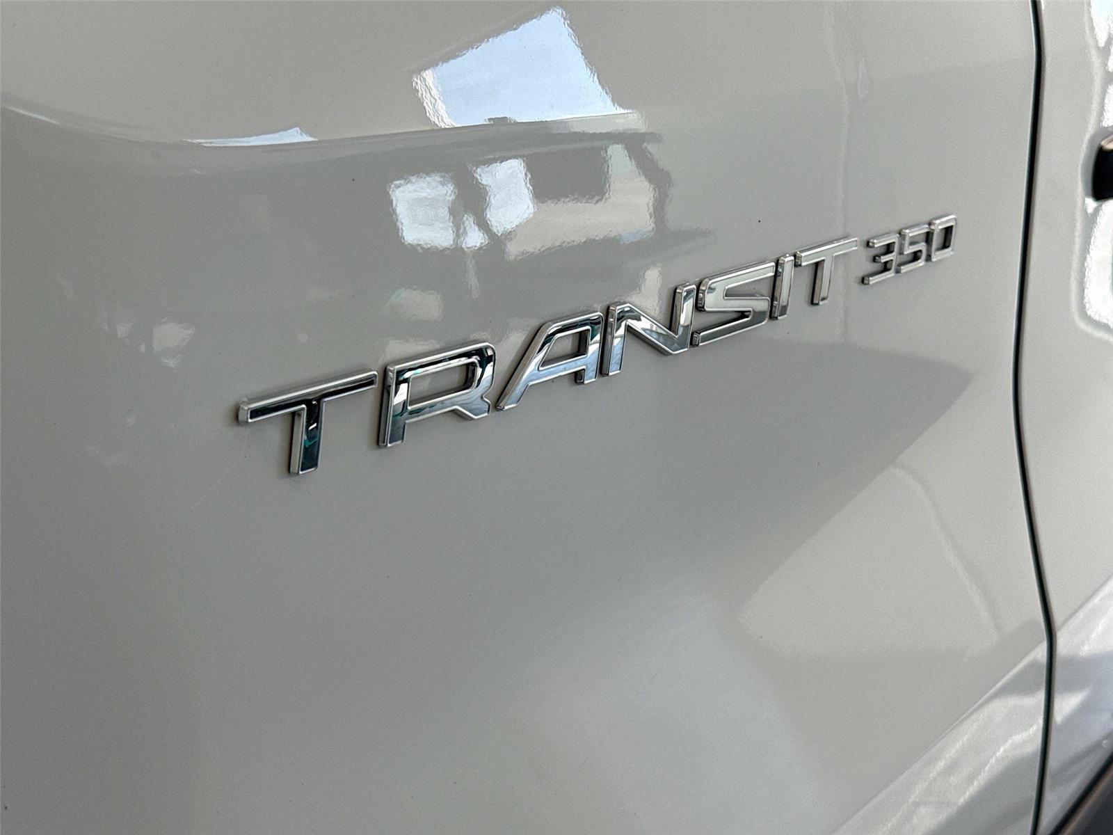 Used 2024 Ford Transit 350 XLT RWD image 35