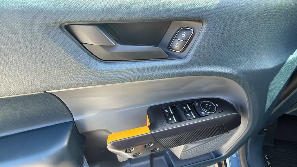 Certified 2025 Ford Maverick Tremor AWD/4WD image 13