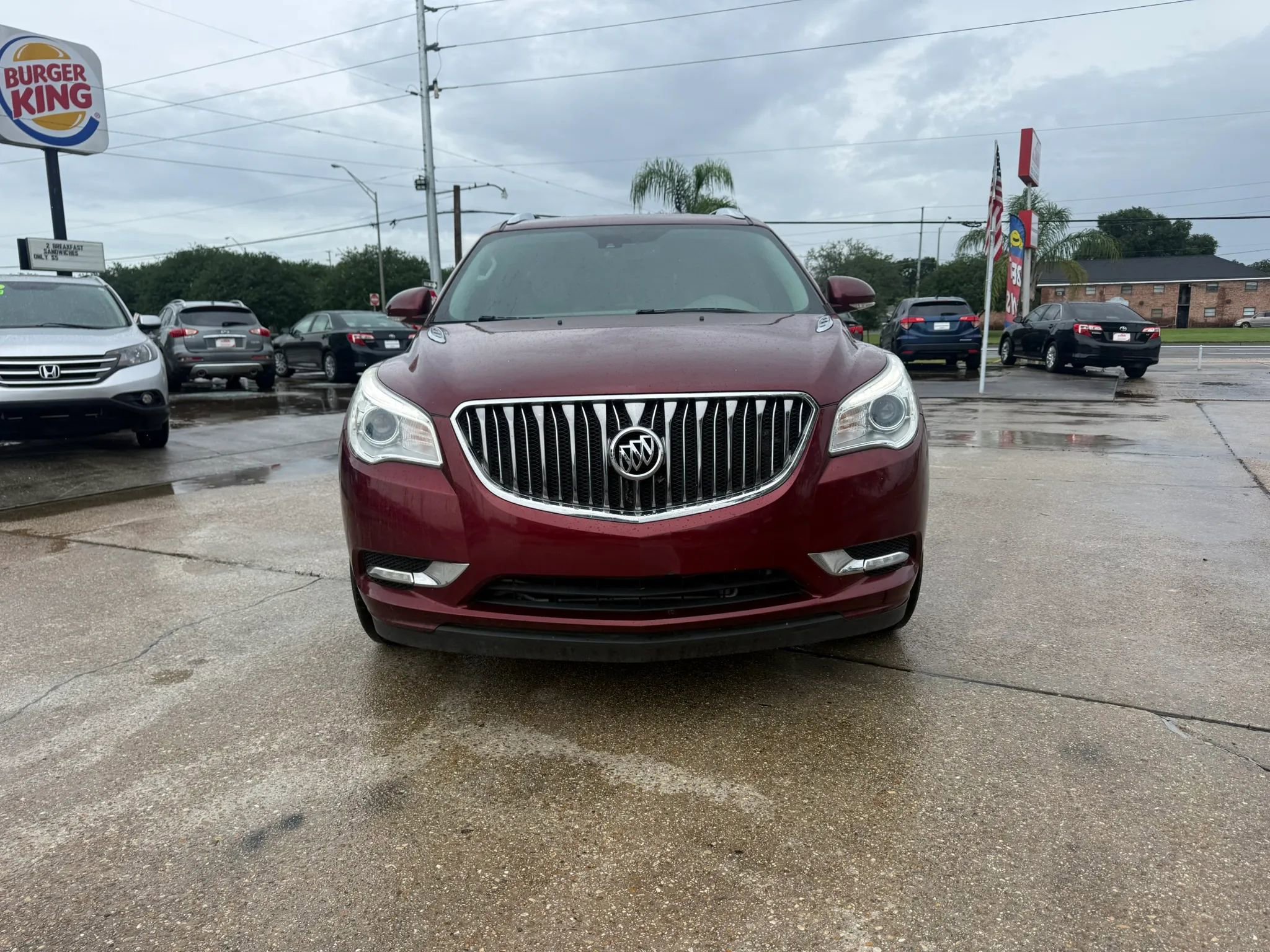 Used 2017 Buick Enclave Leather FWD image 2