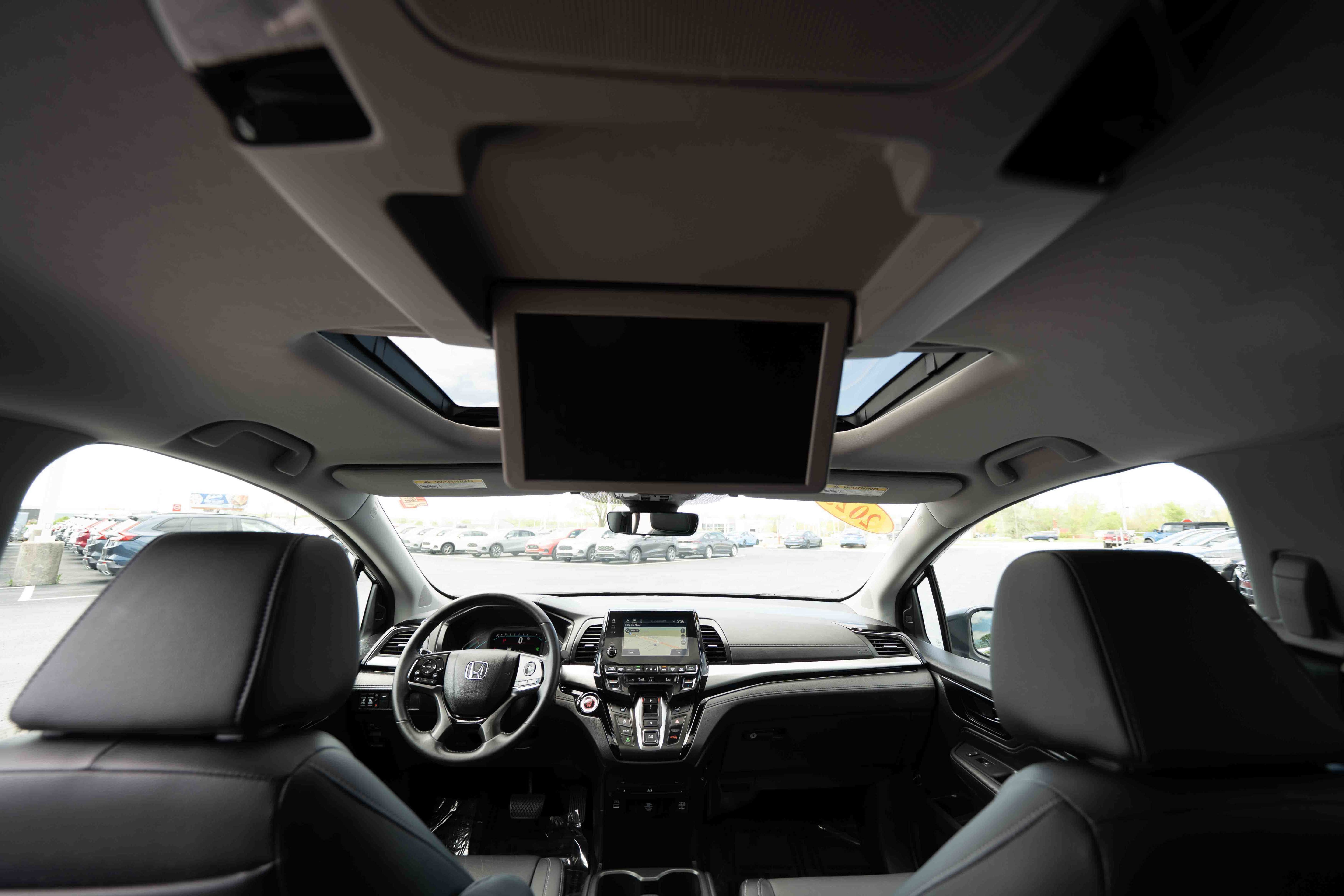 Used 2023 Honda Odyssey Touring image 23