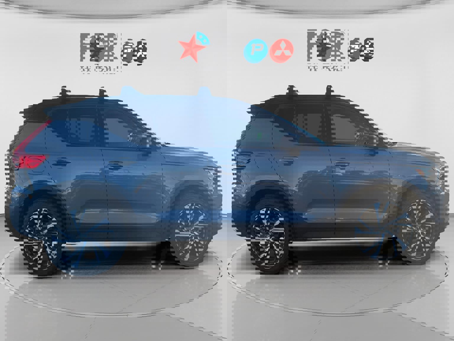 Used 2020 Volvo XC40 T4 R-Design w/ Protection Package Premier image 6