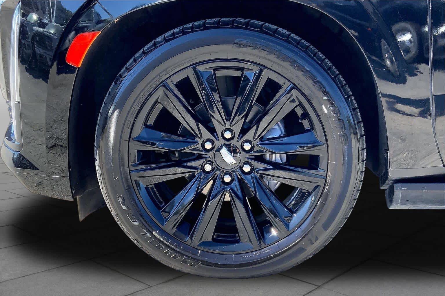 Used 2022 Cadillac Escalade Sport w/ Touring Package AWD/4WD image 11