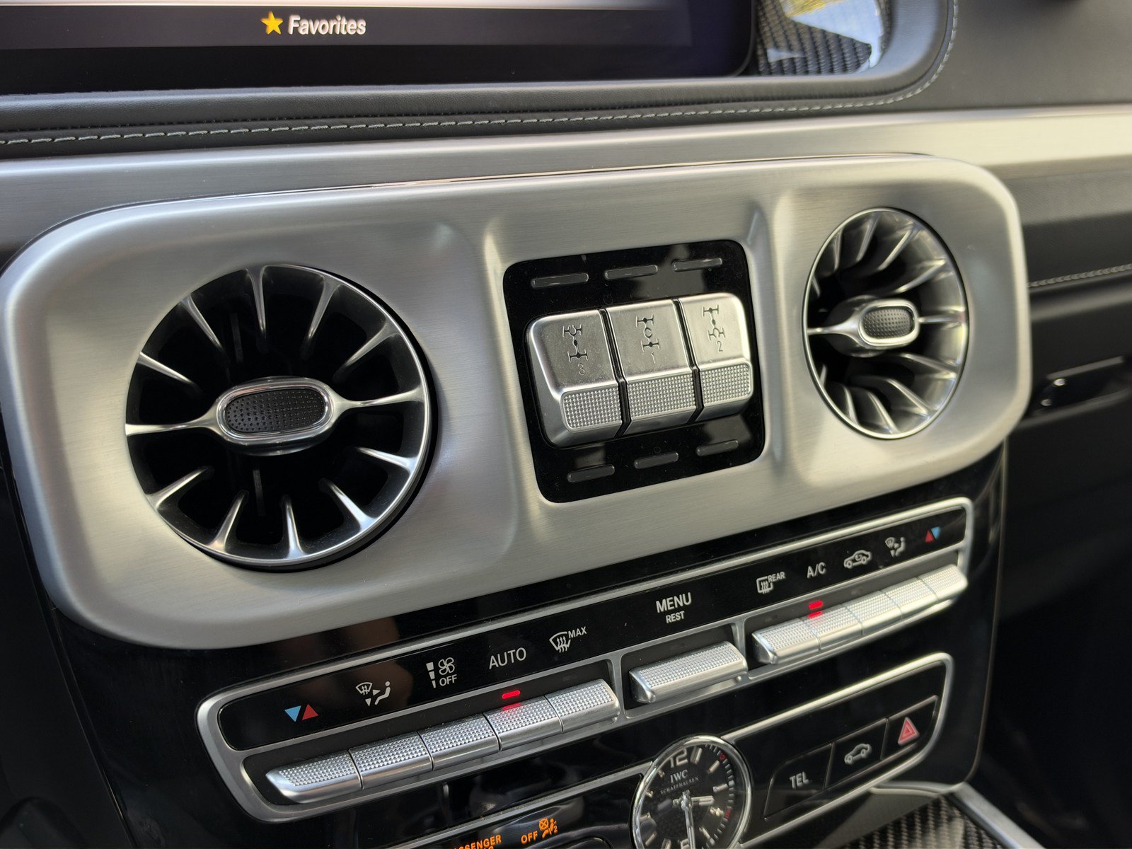Used 2023 Mercedes-Benz G 63 AMG 4MATIC image 25