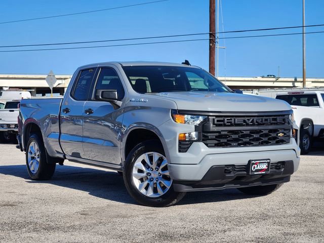 Used 2024 Chevrolet Silverado 1500 Custom image 1