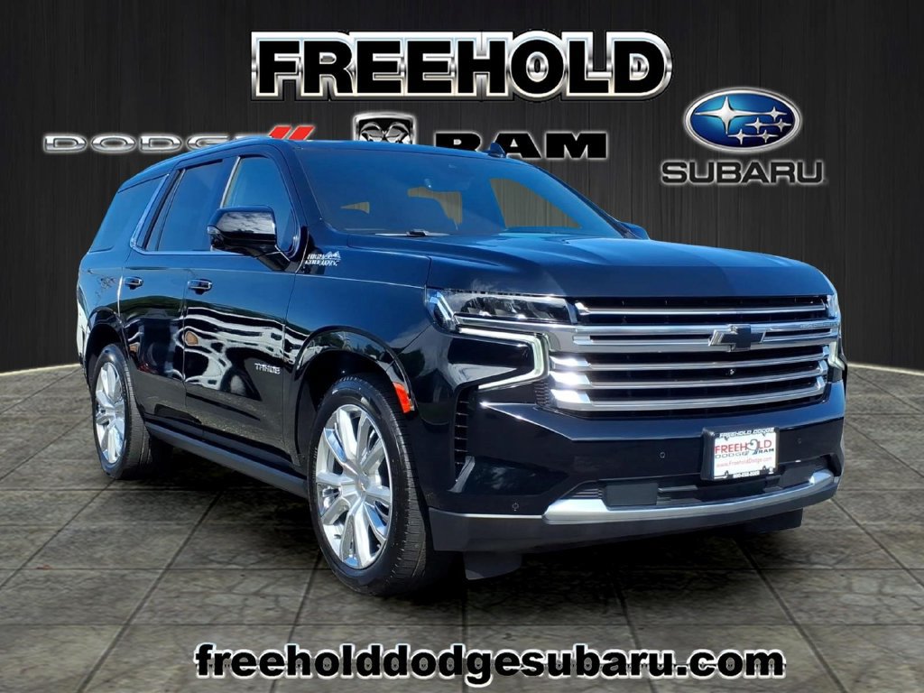 Used 2024 Chevrolet Tahoe High Country AWD/4WD image 1
