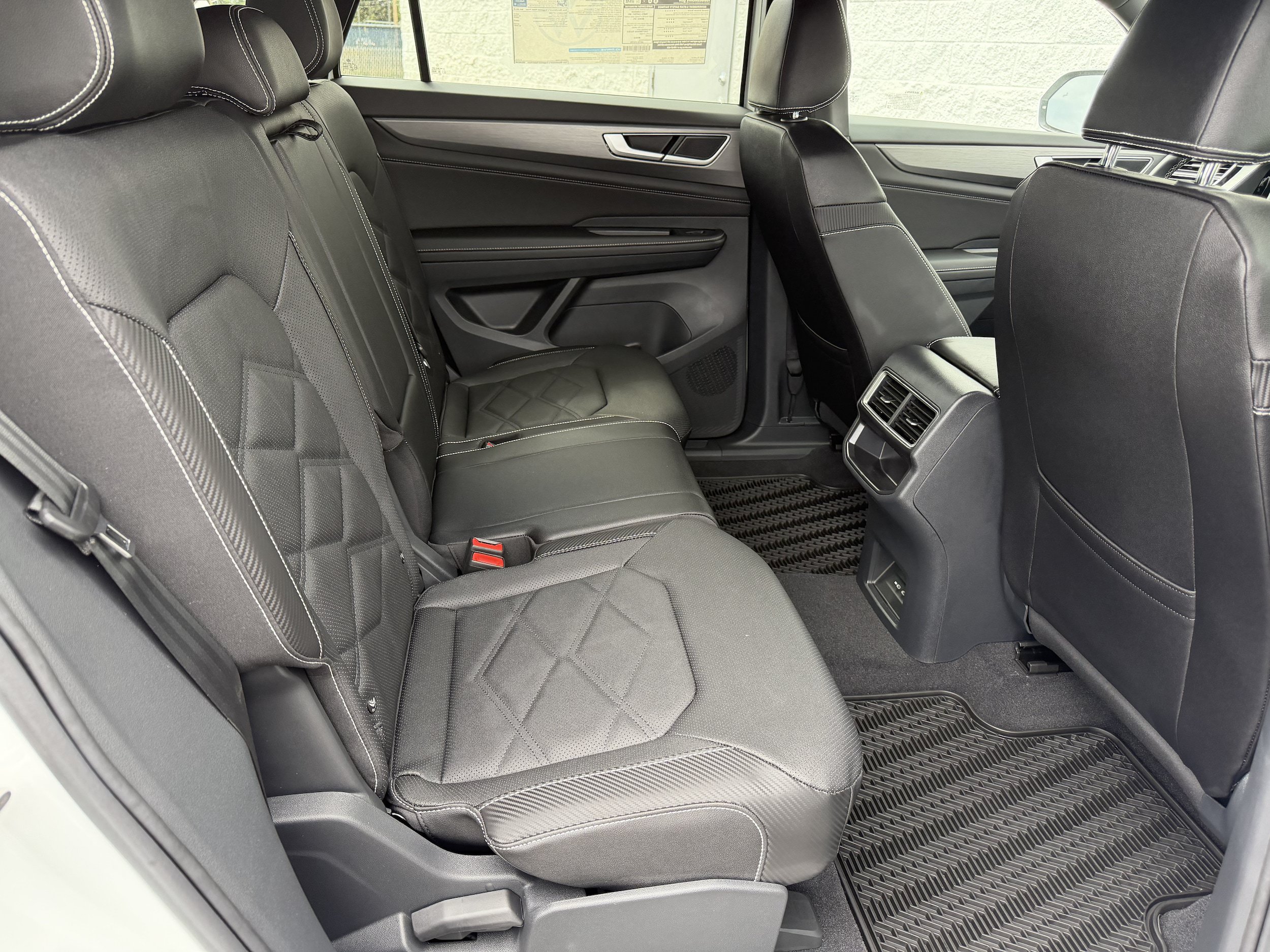 New 2026 Volkswagen Atlas Cross Sport SE AWD/4WD image 31