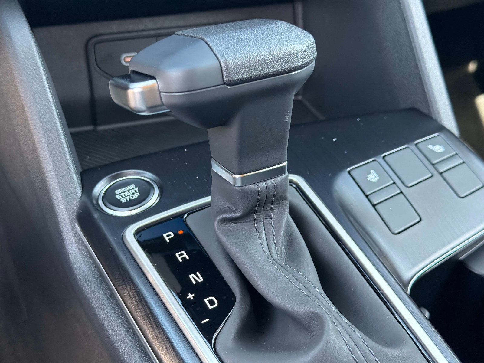 New 2027 Kia Sportage LX w/ LX Convenience Package FWD image 23