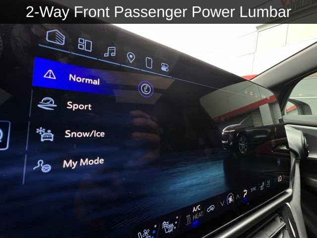 Used 2025 Chevrolet Equinox EV RS w/ Convenience Package II image 14