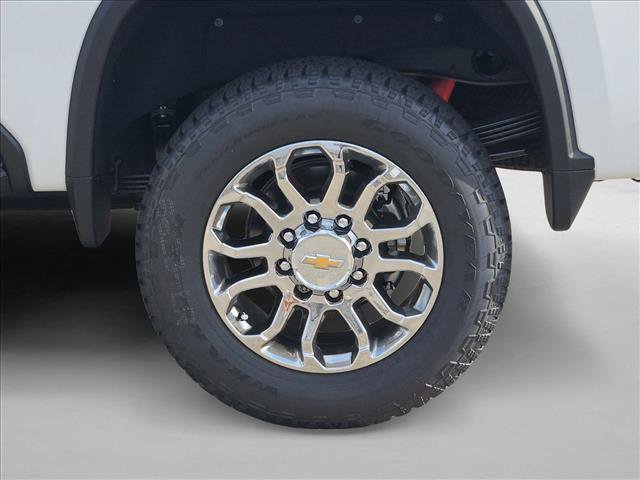 New 2026 Chevrolet Silverado 2500 LT w/ Z71 Chrome Sport Edition AWD/4WD image 10