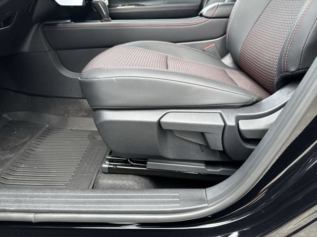 New 2026 Nissan Kicks SR FWD image 27