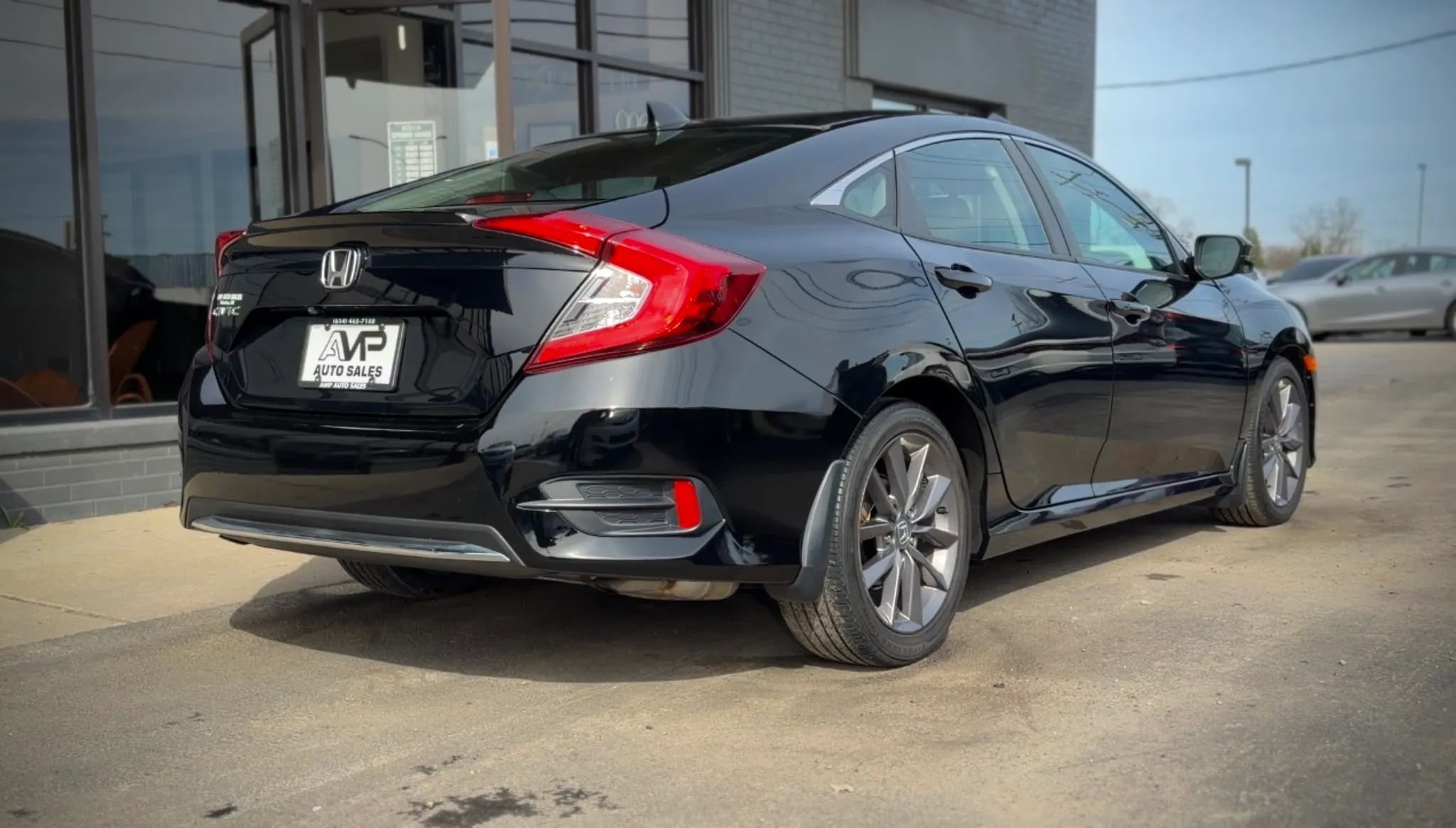 Used 2020 Honda Civic EX image 2