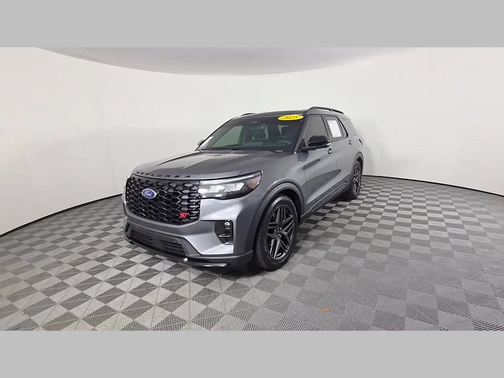Used 2025 Ford Explorer ST w/ Sun And Sound Package AWD/4WD image 48